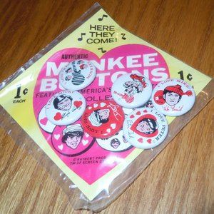 THE MONKEES 1967 PINBACK BUTTONS SET OF 6 RAYBERT PROD SEALED IN PKG *RARE*